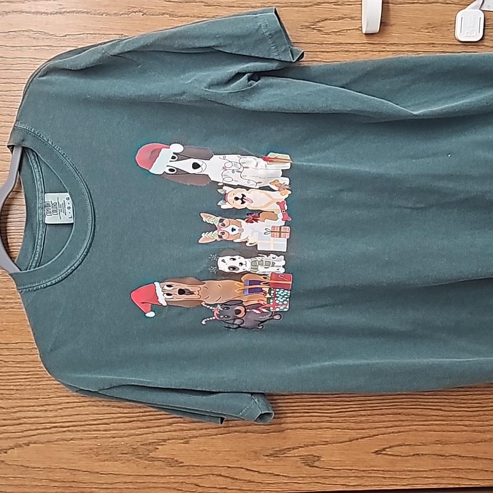 Unisex  L T shirt "Christmas  dogs"